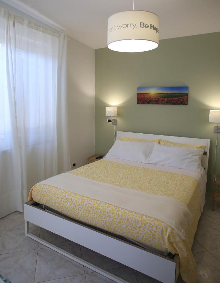 Villa Rosa Pompei Studios Santa Maria La Carita ภายนอก รูปภาพ