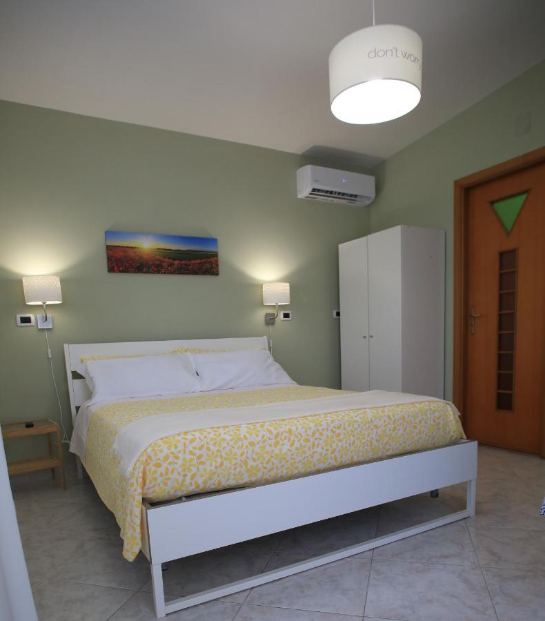 Villa Rosa Pompei Studios Santa Maria La Carita ภายนอก รูปภาพ